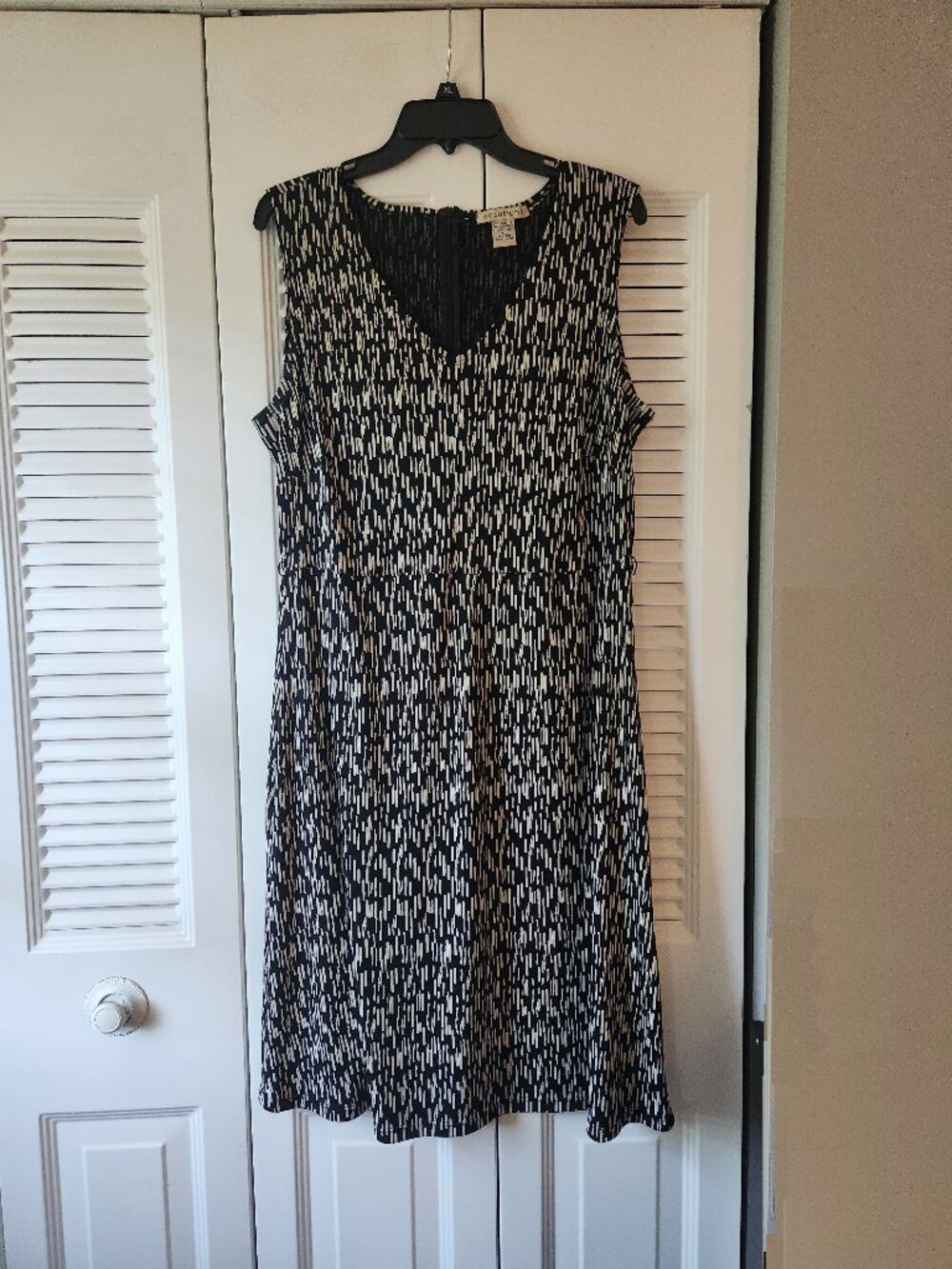 Notations Dress Black and White Abstract Vertical Dash Print Women's X-Large